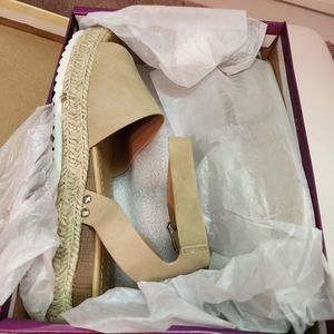 Girls Size 5 sandal